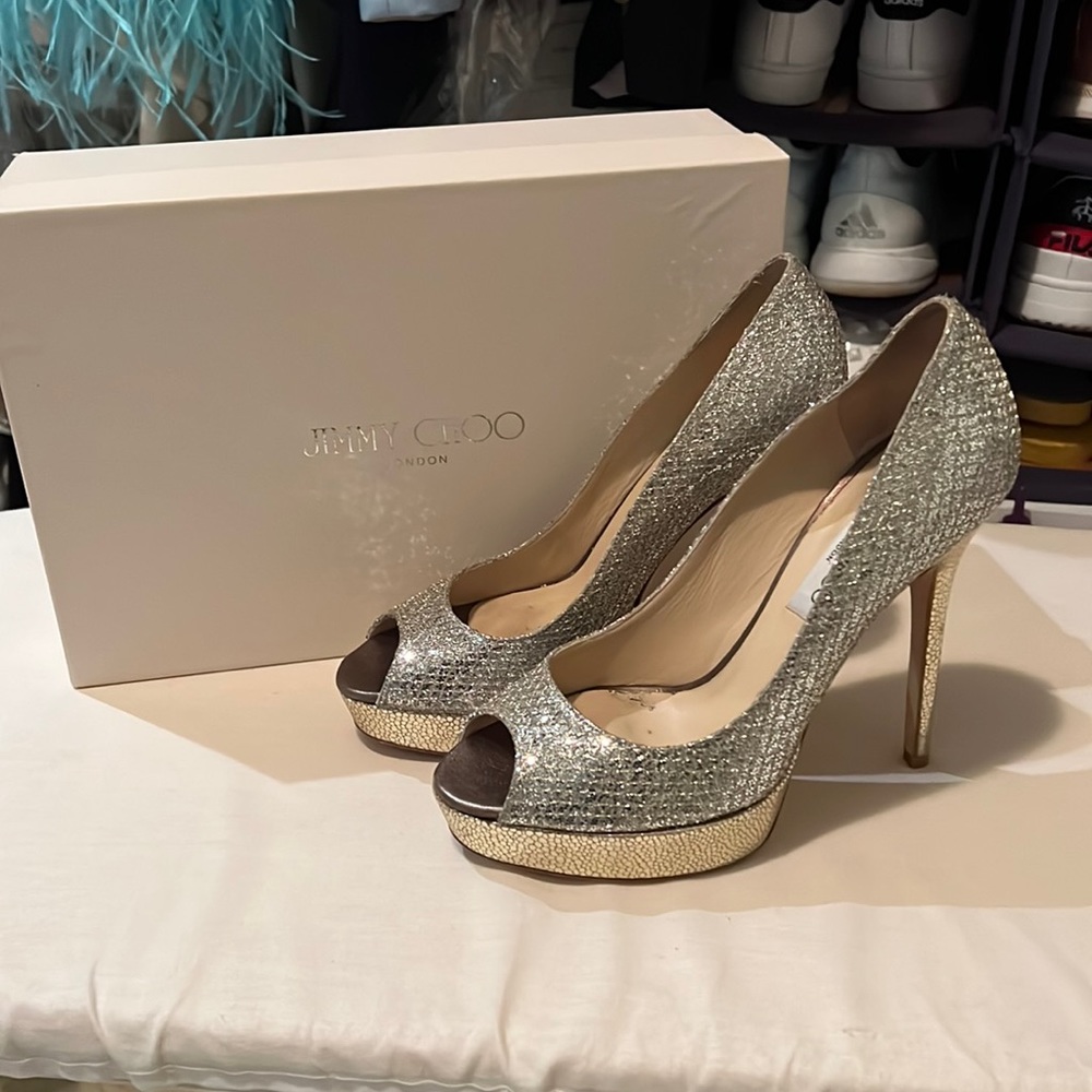 Jimmy Choo pump